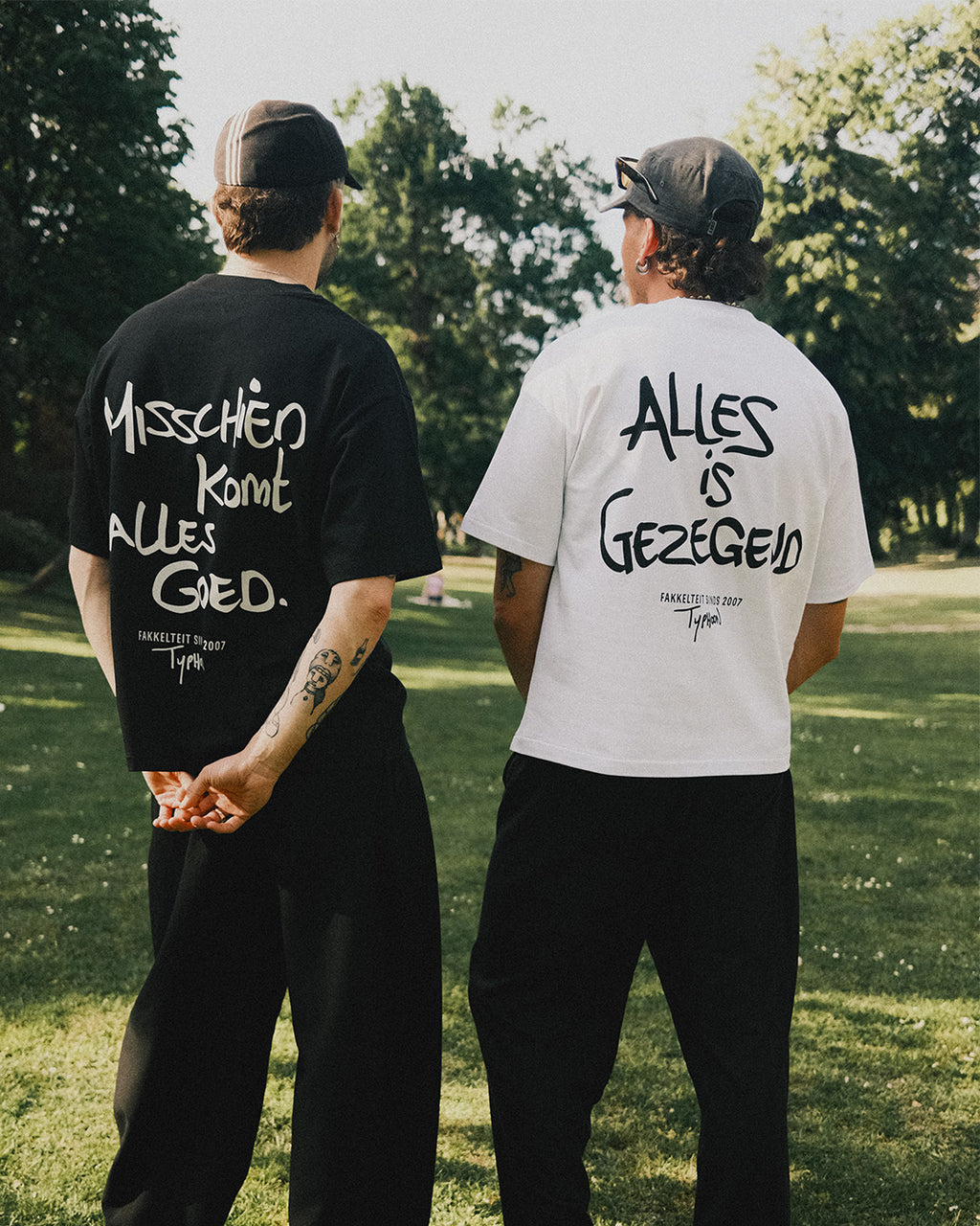 PRE-ORDER 'Gezegend pack" TYPHOON - 2 tee's + Tote